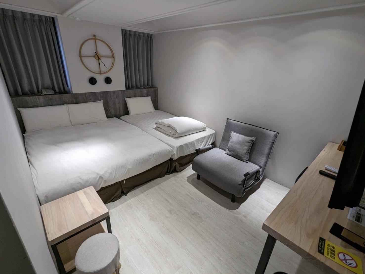 เยสโฮม โฮเทล Hotel เมืองฮวาเหลียน ภายนอก รูปภาพ